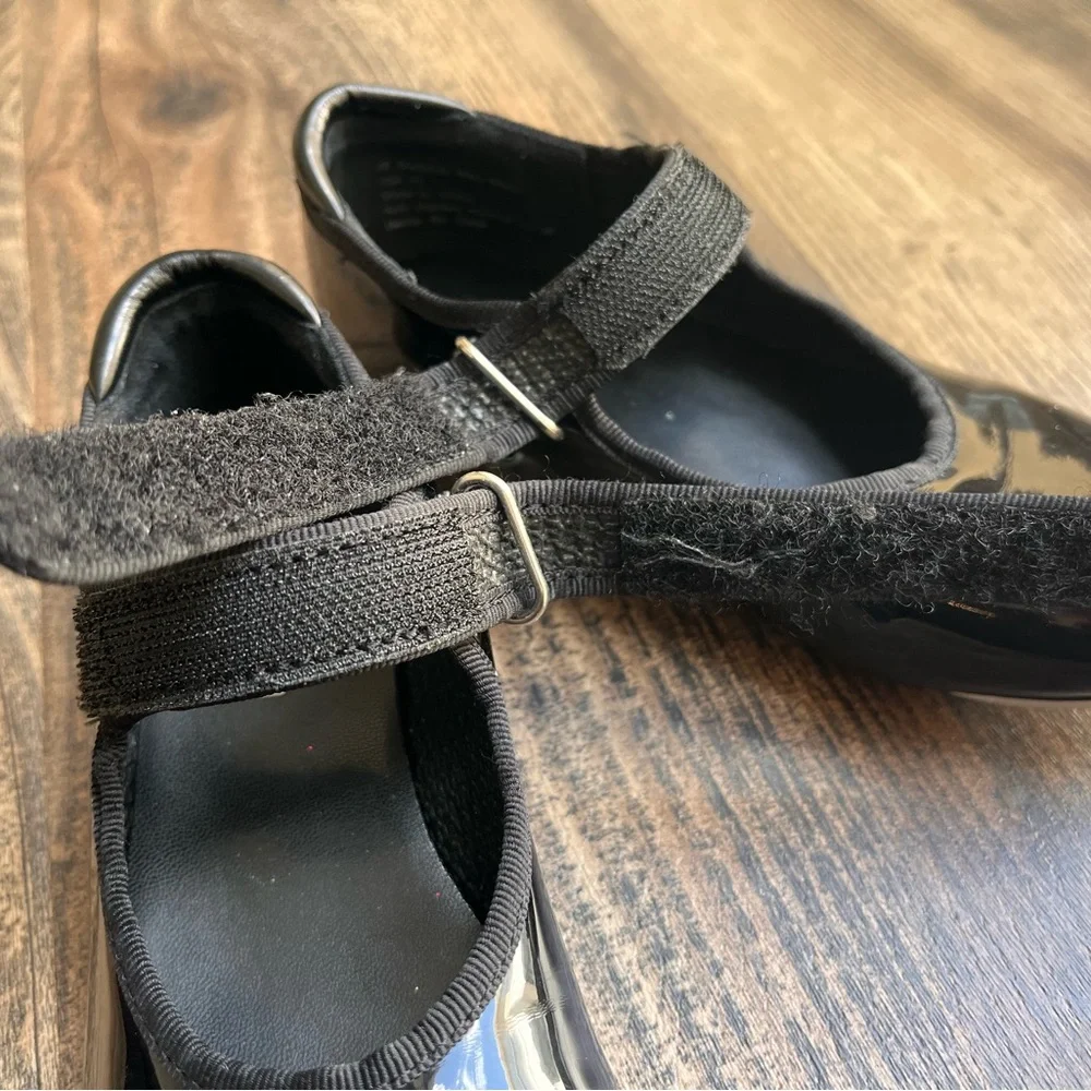 Danskin Girls Black Patent Mary Janes Tap Shoes with Velcro Strap